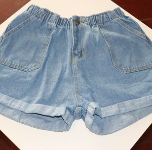 Elastic Waist Rolled Hem Denim Shorts